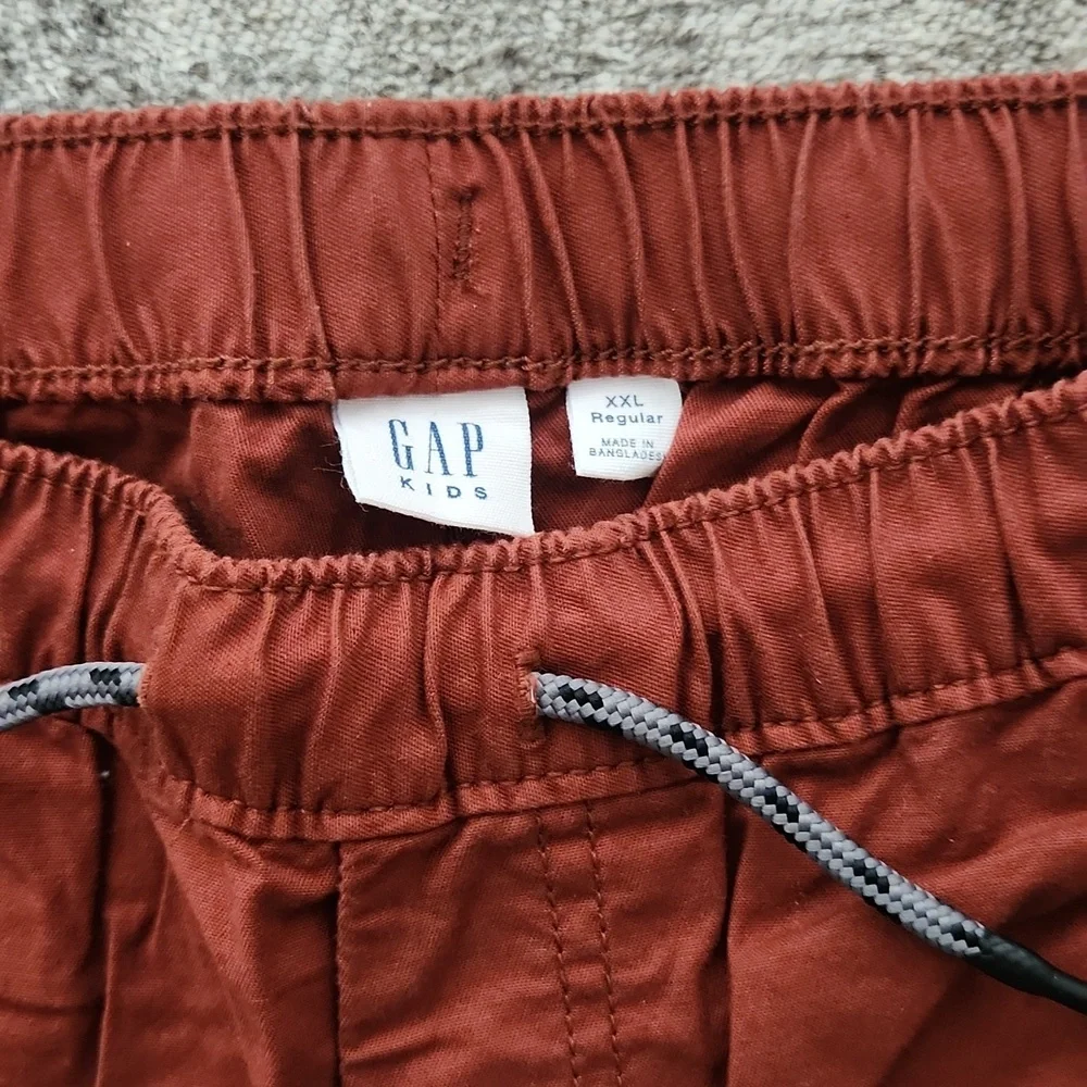 NWT GAP Pants - Picture 2 of 4